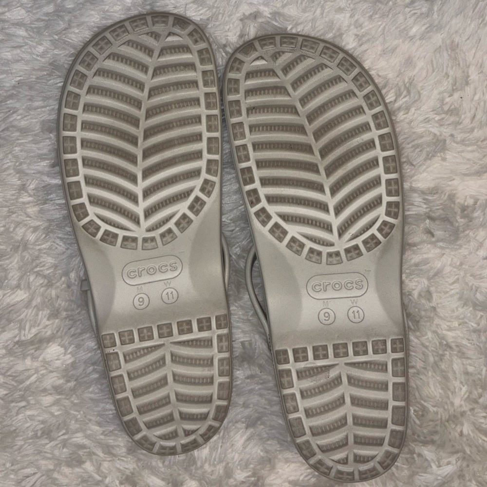 Crocs Classic Mary Jane Clog in Linen - Picture 2 of 2